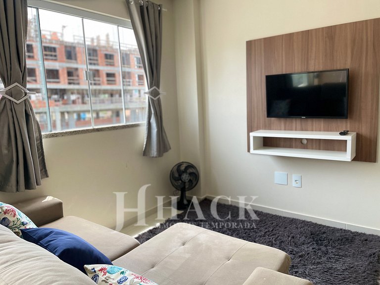 202 | Apt. 287 • Budget-Friendly with Balcony, 5-Min Walk to