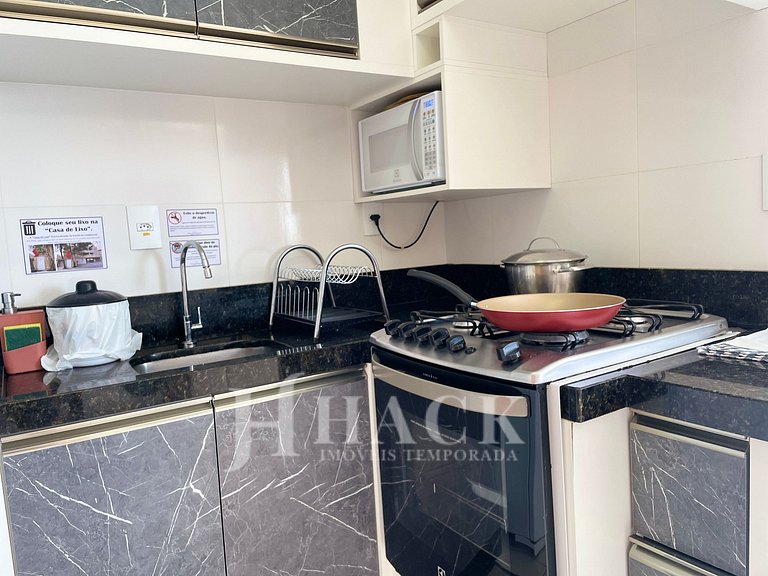 202 | Apt. 287 • Budget-Friendly with Balcony, 5-Min Walk to