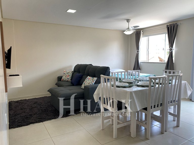 Apartamento Aurora – Até 7 pessoas, 250m da Praia Bombas