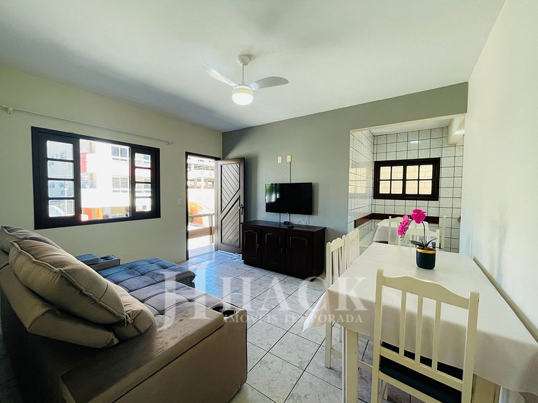 07 | Res. 305 • Spacious for 12 Guests – 5-Min Walk to the B