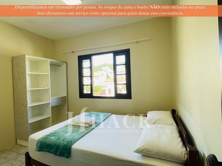 07 | Res. 305 • Spacious for 12 Guests – 5-Min Walk to the B