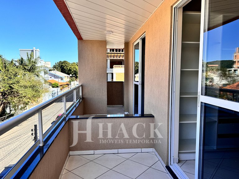 02 | Res. 364 • Exclusive Duplex in a Prime Location