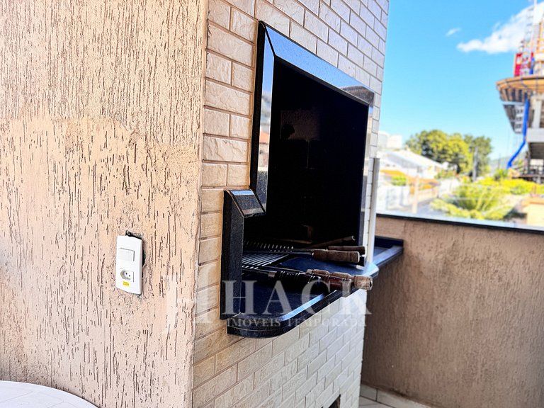 02 | Res. 364 • Exclusive Duplex in a Prime Location