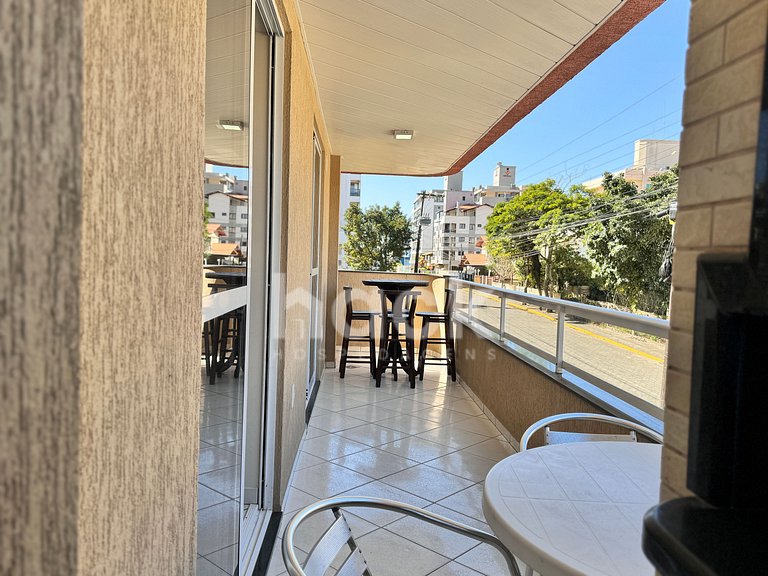 Duplex • 2 Suítes • Churrasqueira • 300m Praia