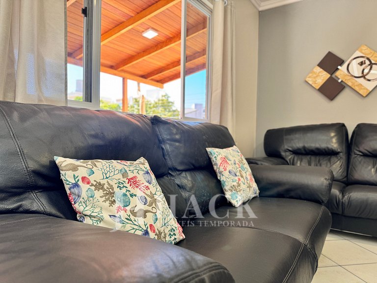03 | Apt. 364 • Apt. with Balcony - 2 Bedrooms - 5 min Walk