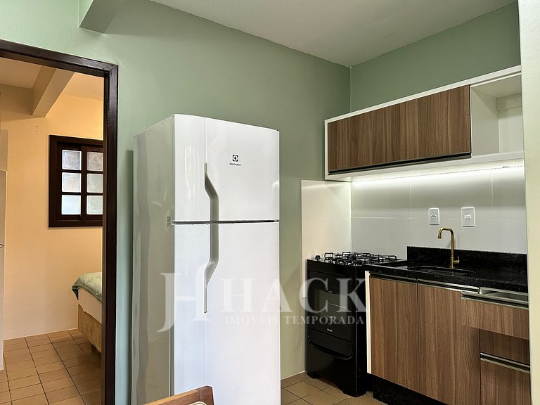 02 | Res. 305 • Cozy Apartment for Couple – 5min from the Be