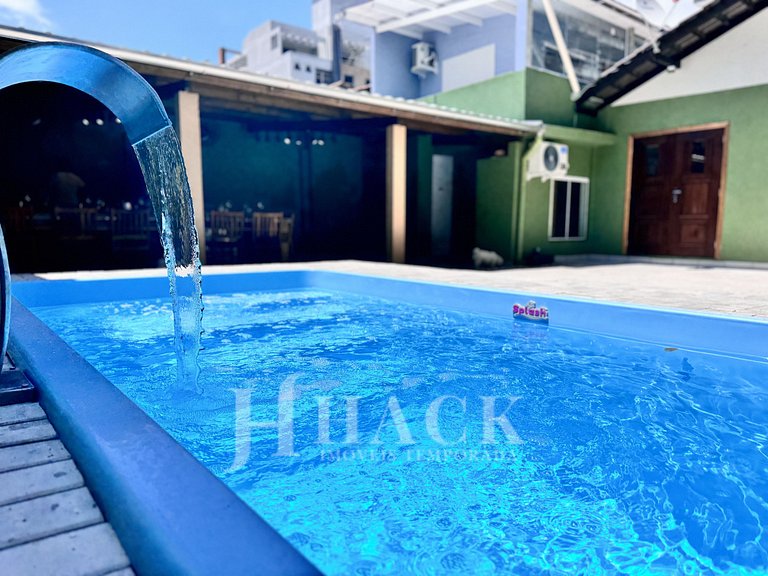 Casa com Piscina de 5 quartos na praia de Bombas