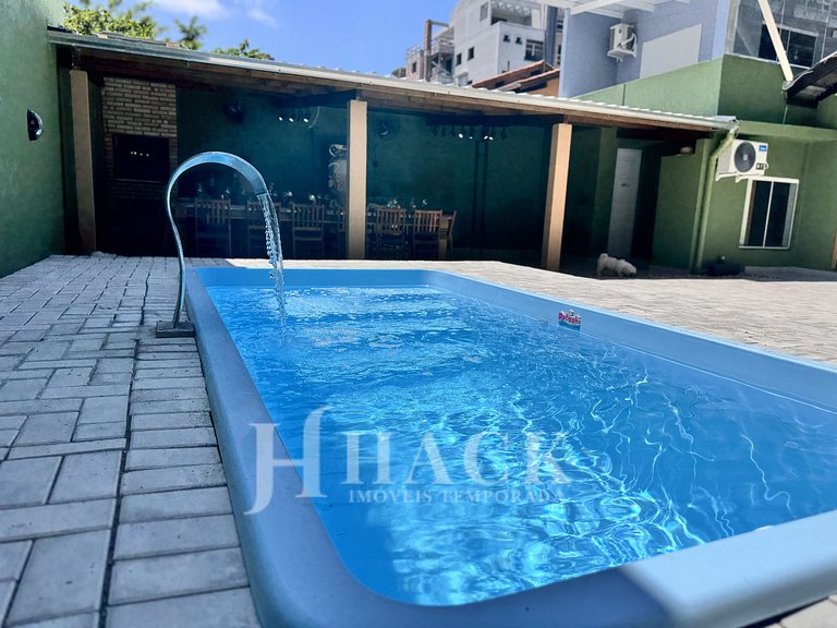 Casa com Piscina de 5 quartos na praia de Bombas
