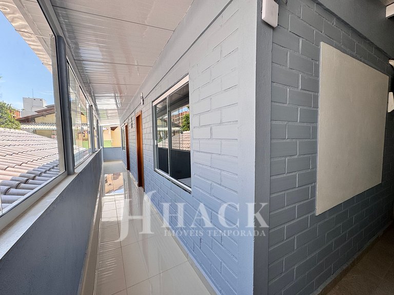 Casa con piscina de 5 habitaciones en la playa de Bombas