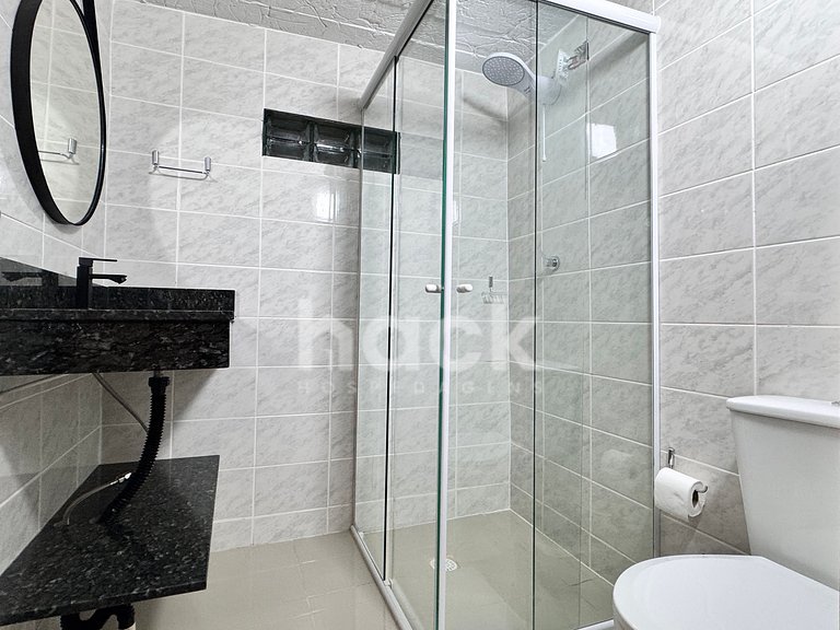 House 421 • Pool • 5 Bedrooms - 5min from Bombas Beach