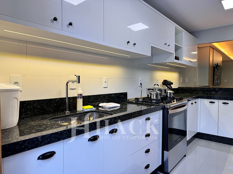Casa con Piscina | 421 • 5 habitaciones - 5 min de la Playa