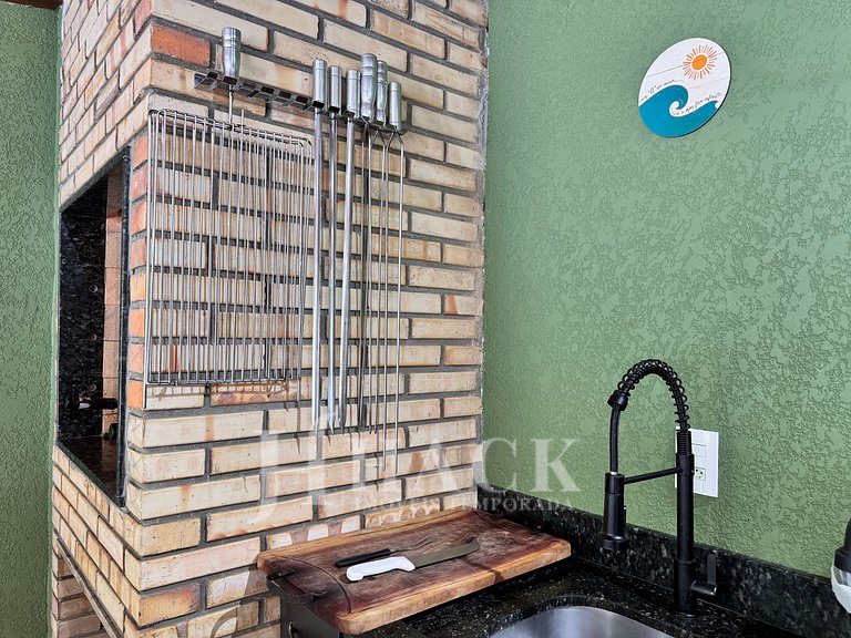 Casa com Piscina de 5 quartos na praia de Bombas