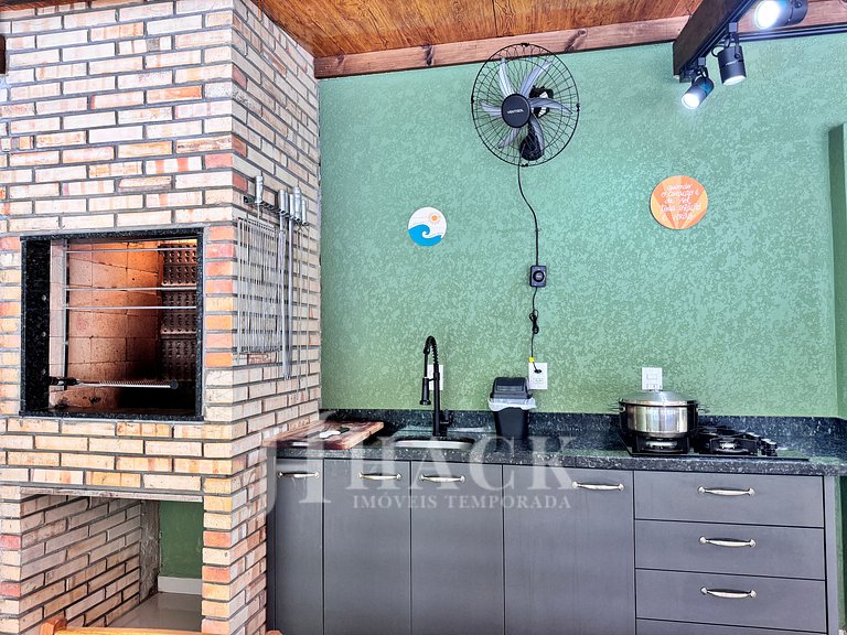 Casa con piscina de 5 habitaciones en la playa de Bombas
