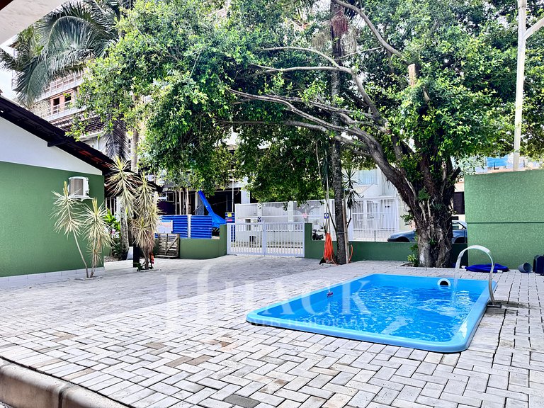 Casa com Piscina de 5 quartos na praia de Bombas