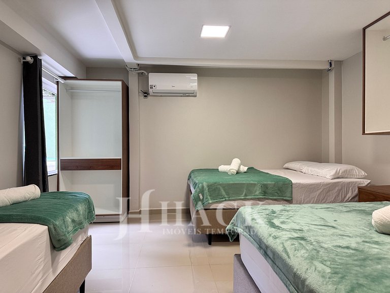 Casa com Piscina de 5 quartos na praia de Bombas