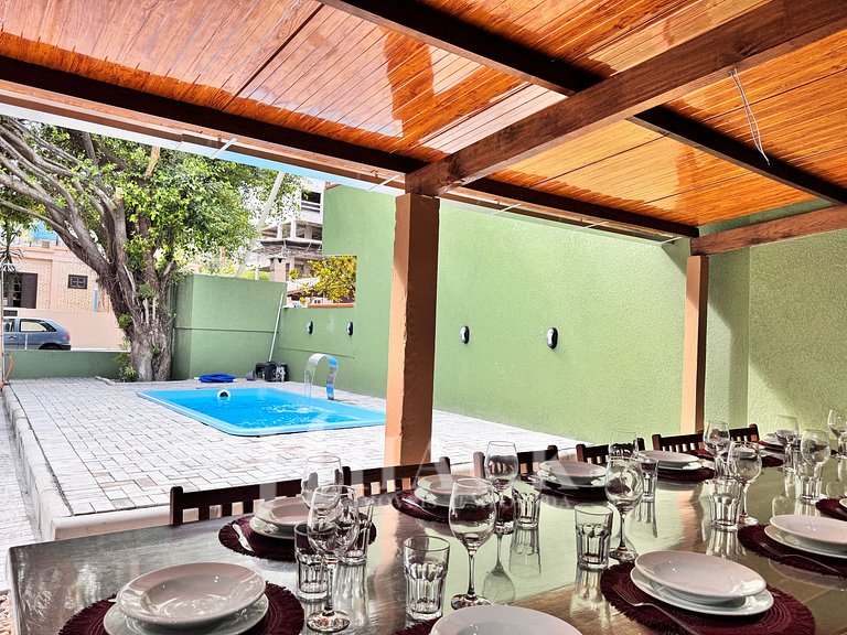 Casa com Piscina de 5 quartos na praia de Bombas