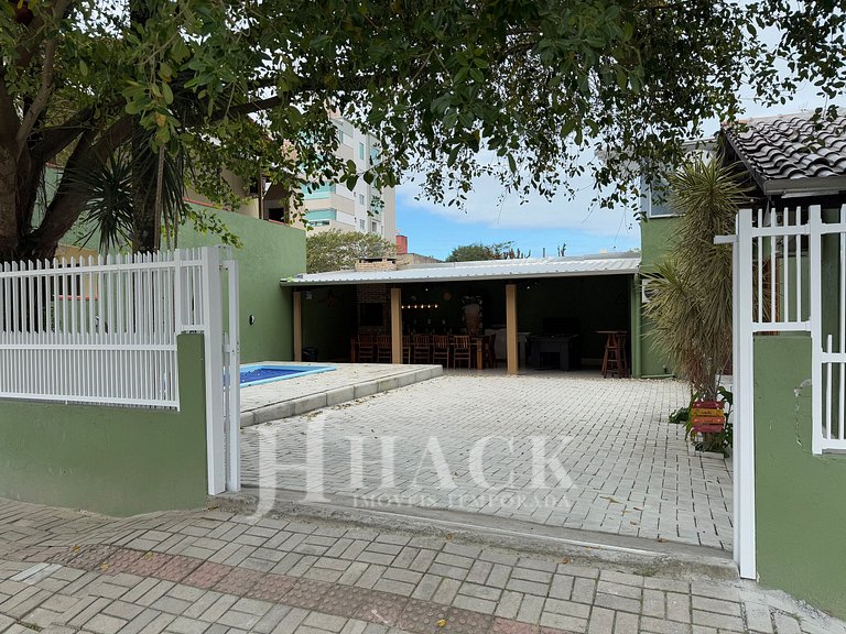 Casa con Piscina | 421 • 5 habitaciones - 5 min de la Playa