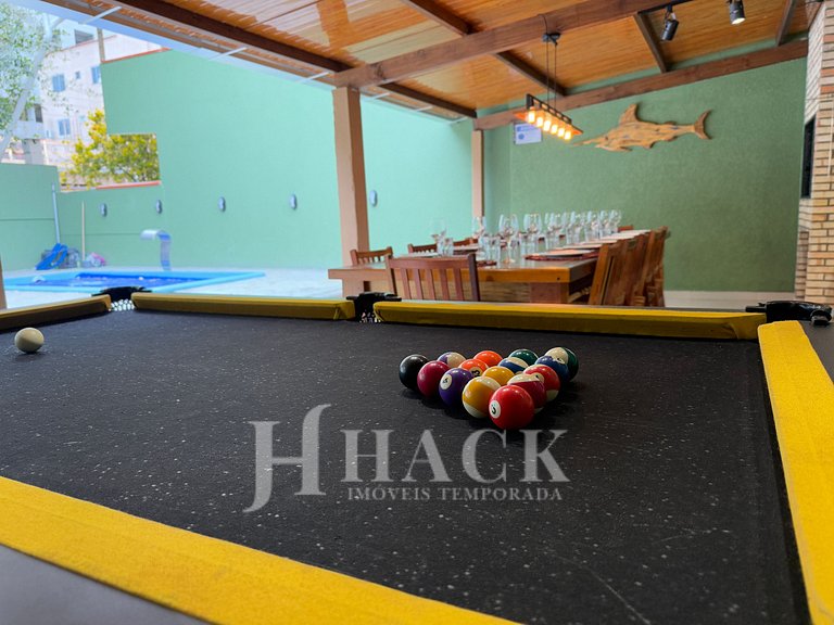 House with Pool | 421 • 5 Bedrooms - 5min from Bombas Beach