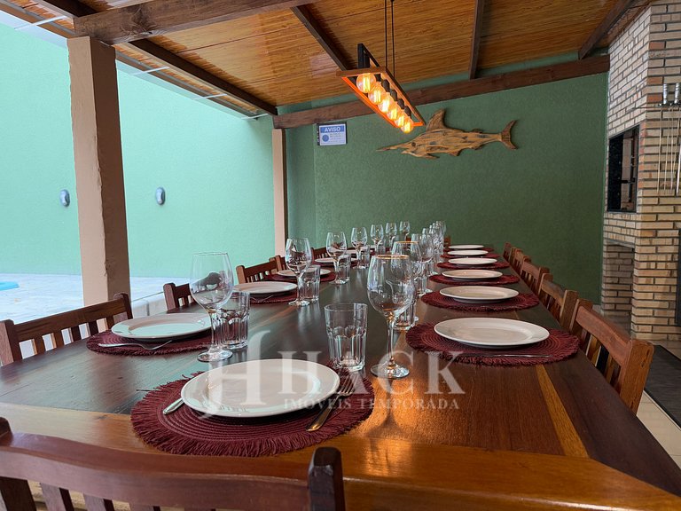 Casa com Piscina | 421 • 5 quartos - 5min da Praia de Bombas