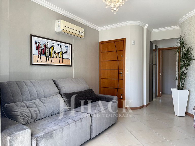 Apt 306 – 280 m from the sea, with a view of Bombas Hill