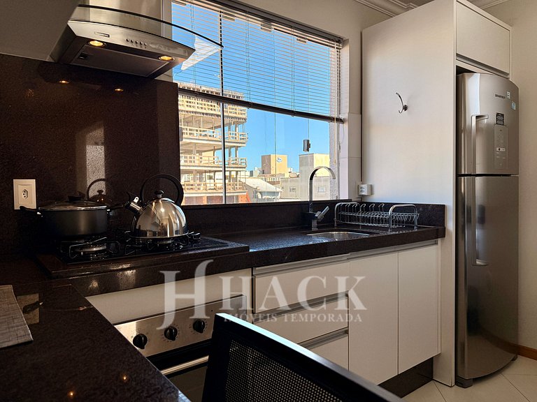 Apt 306 – 280 m from the sea, with a view of Bombas Hill