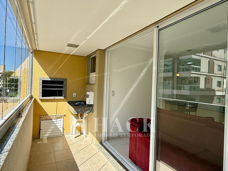 Depto 302 · Amplio, luminoso y con parrilla en el balcón