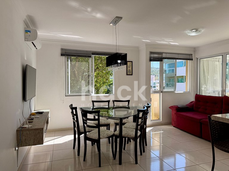 Apartment 302 – Spacious and Bright with Balcony Barbecue