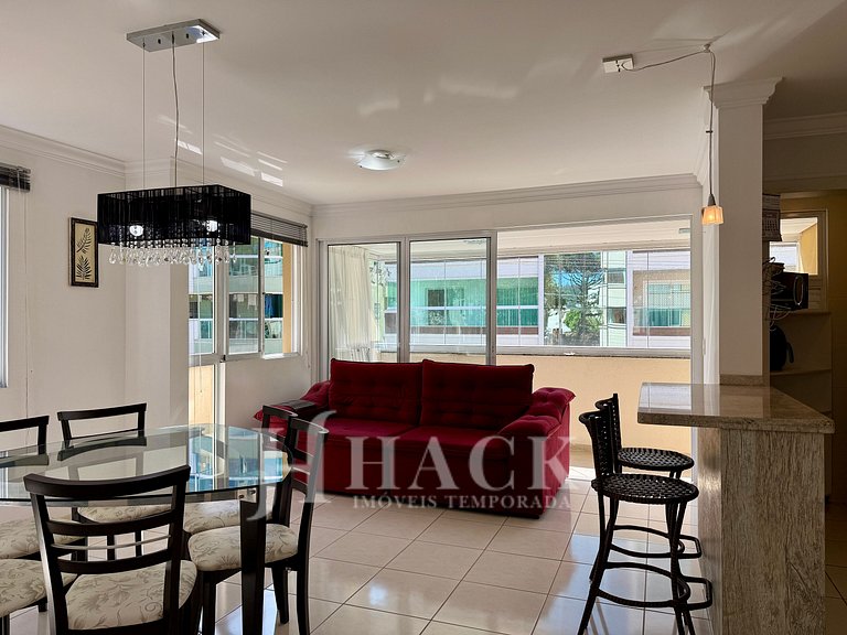 Depto 302 · Amplio, luminoso y con parrilla en el balcón