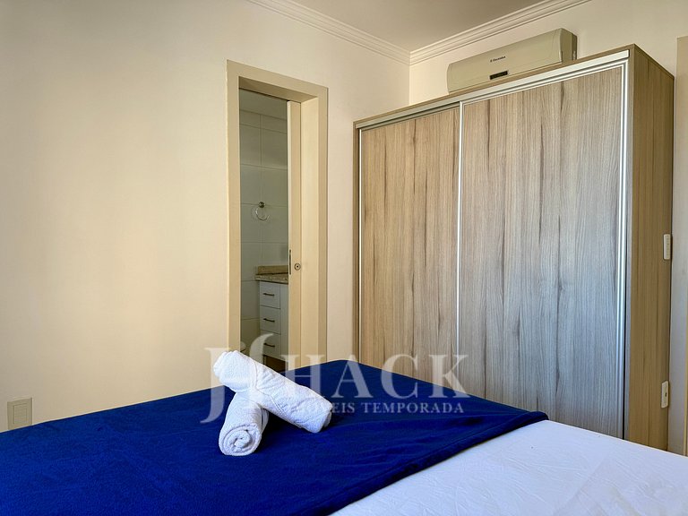 Depto 302 · Amplio, luminoso y con parrilla en el balcón