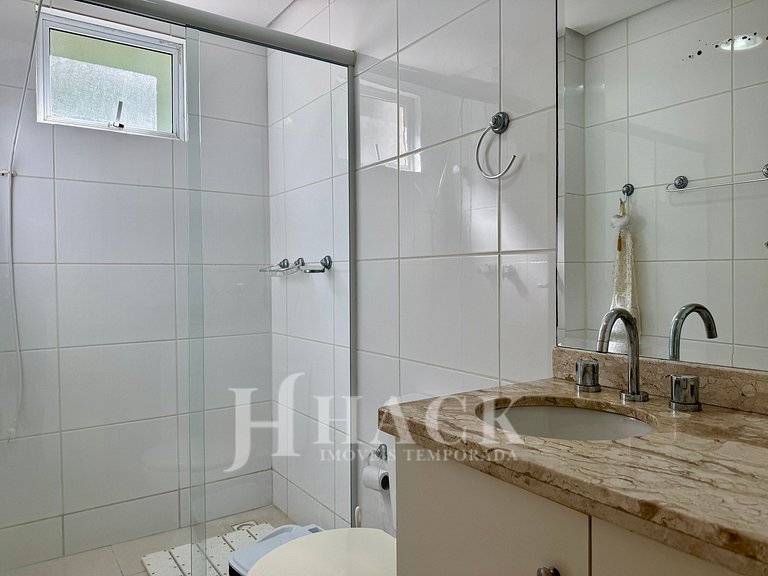 Depto 302 · Amplio, luminoso y con parrilla en el balcón