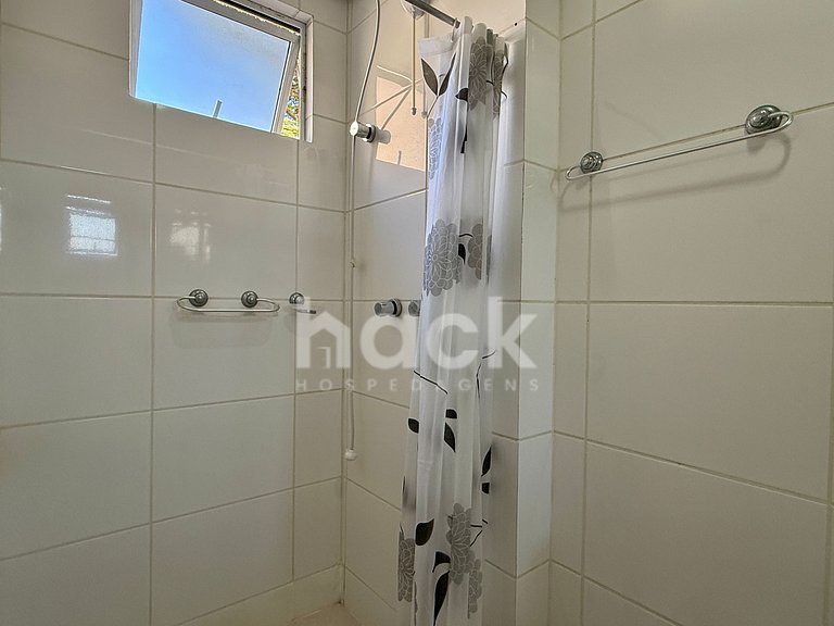 Apartment 302 – Spacious and Bright with Balcony Barbecue